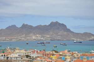 Kapverden Rundreise Mindelo: Blick zum Monte Cara