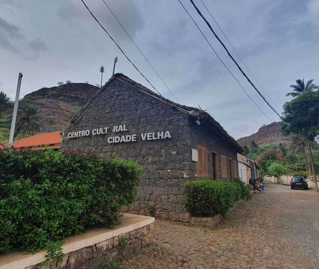 Blick auf das Centro Cultural de Cidade Velha