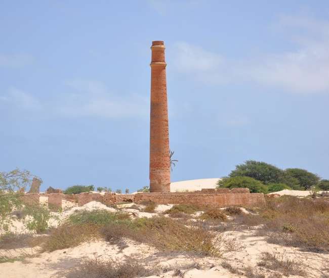 Kapverdische Insel Boavista - alte Ziegelei (Fabrica da Chave)- praia de chaves