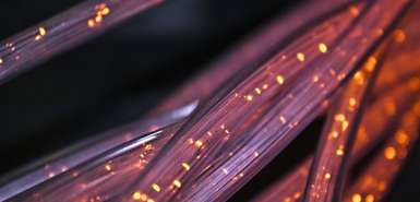 Nahaufnahme Fiber-Internetleitungen