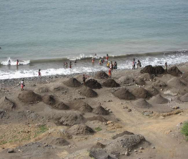 Kapverdische Insel Santiago - Tageswanderungen: Bausandgewinnung in Ribeira da Barca