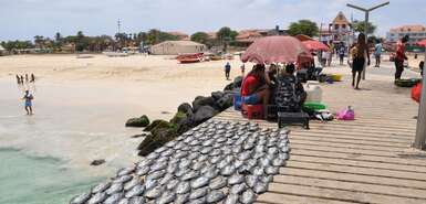 Kapverdische Badeinsel Sal Am Steg von Santa Maria